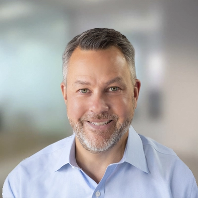 A headshot of Dr. Andrew Knecht, a chiropractor at Knecht Chiropractic Clinic.